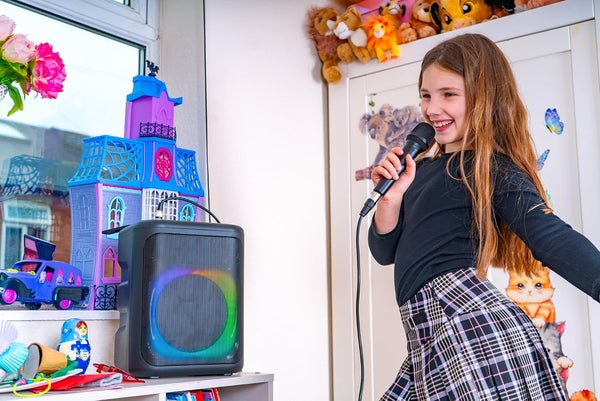 Carry-on Performer Dynamic Microphone - White